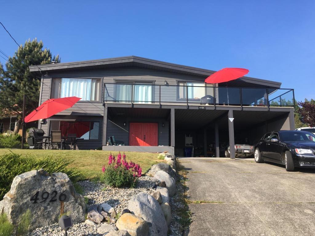 Sunshine Coast Suites Сешелт Екстериор снимка